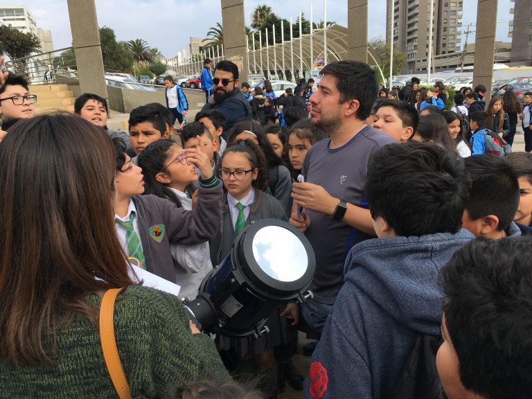 Estudiantes de la Región de Antofagasta se preparan para el eclipse solar