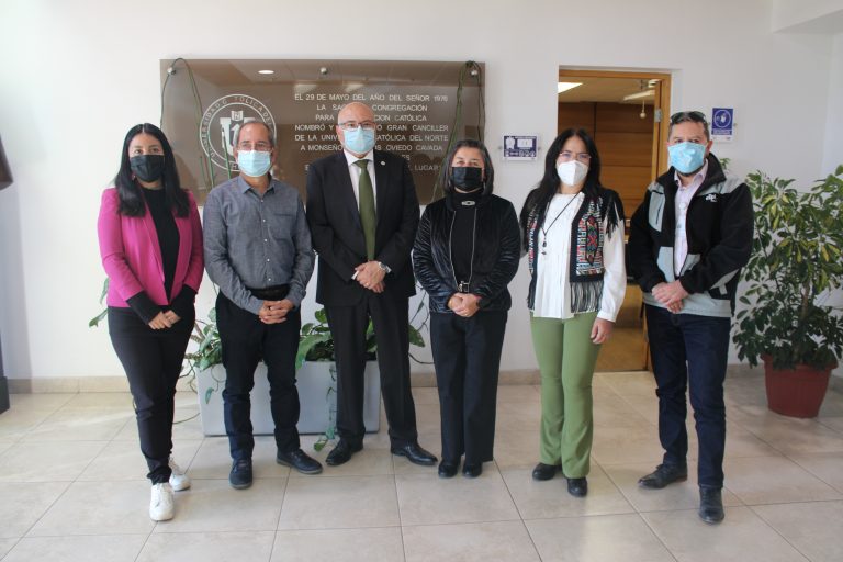 EQUIPOS DEL PROGRAMA EXPLORA DE ARICA A ATACAMA SE REÚNEN EN ANTOFAGASTA EN ENCUENTRO MACROZONAL
