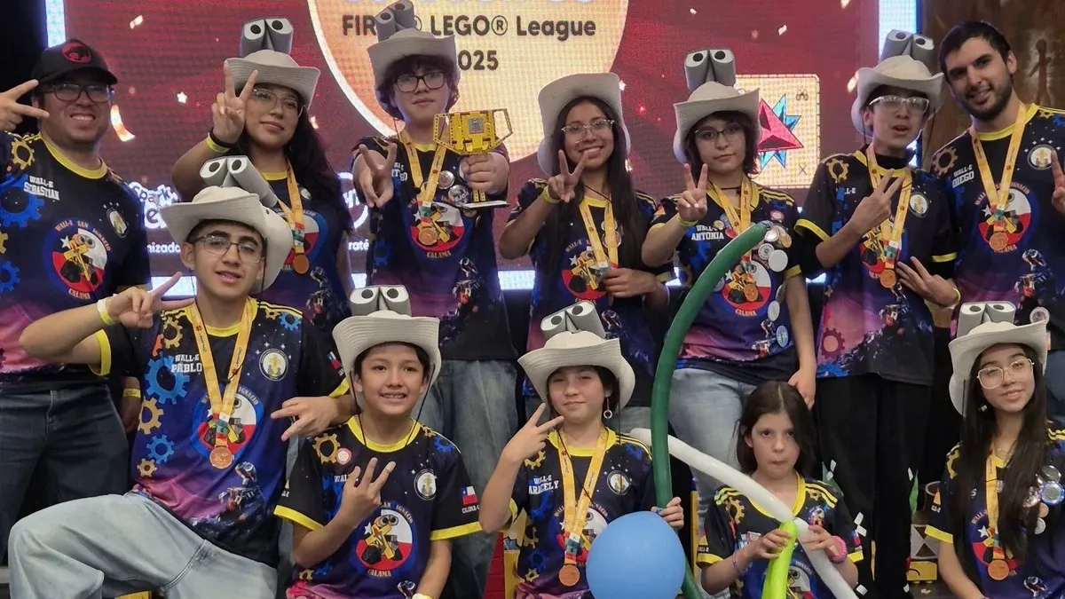 Equipo IIE de Calama representará a Chile en torneo mundial de robótica educativa en Houston