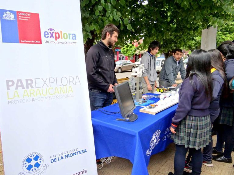 Establecimientos municipales de Collipulli se lucen en Expo Educa 2016