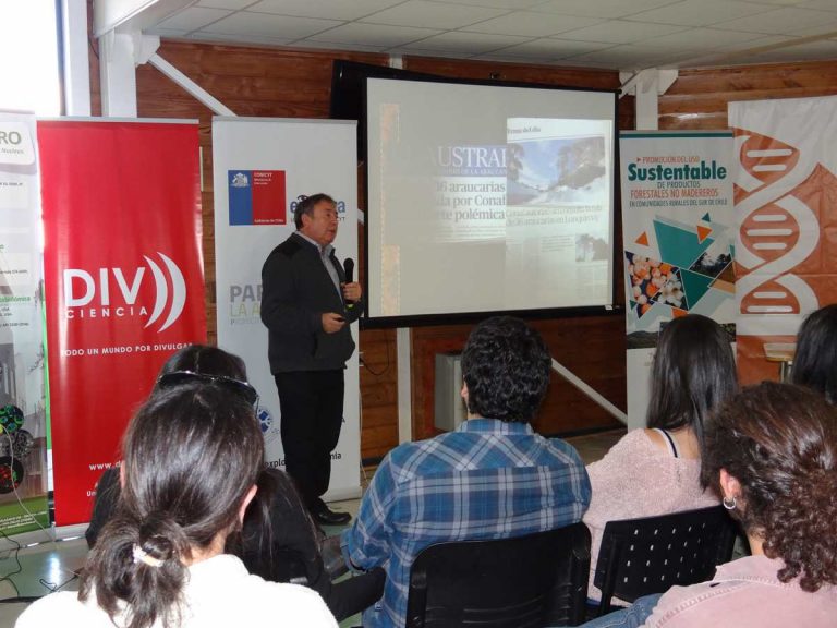 4to Café Científico de la UFRO buscó remecer conciencia entre sus asistentes