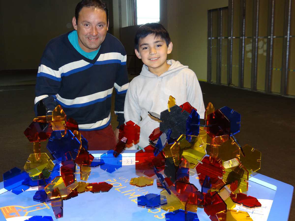“Un Mundo de polímeros” sorprendió a grandes y pequeños durante su paso por La Araucanía