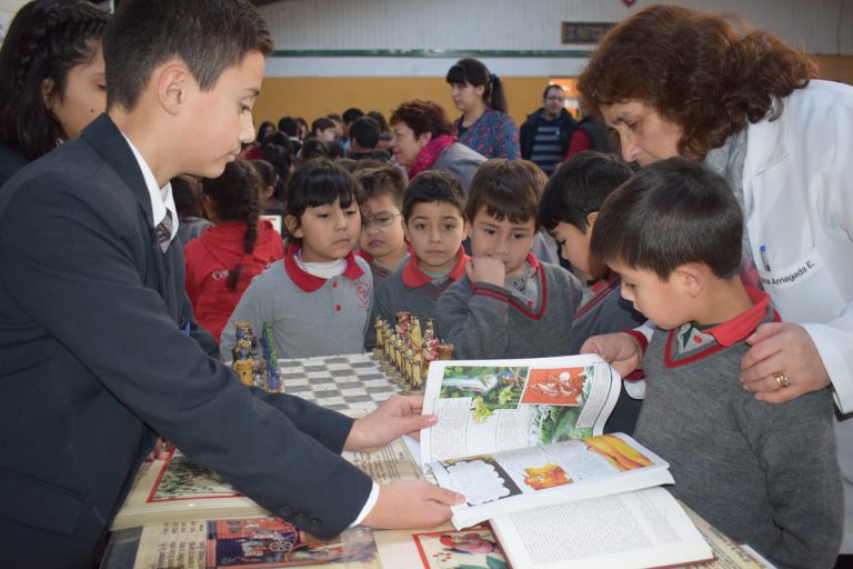 Escuela Corazón de Jesús realiza con gran éxito su Primera Feria Científica