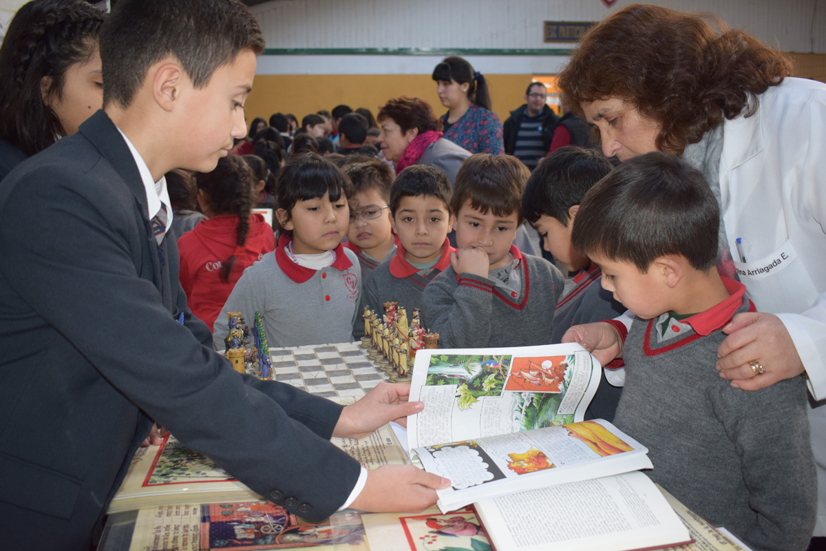 Escuela Corazón de Jesús realiza con gran éxito su Primera Feria Científica