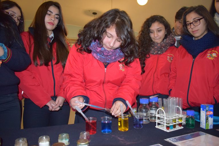 Muestra Pedagógica “Ciencia en Acción” sorprendió a estudiantes de Angol