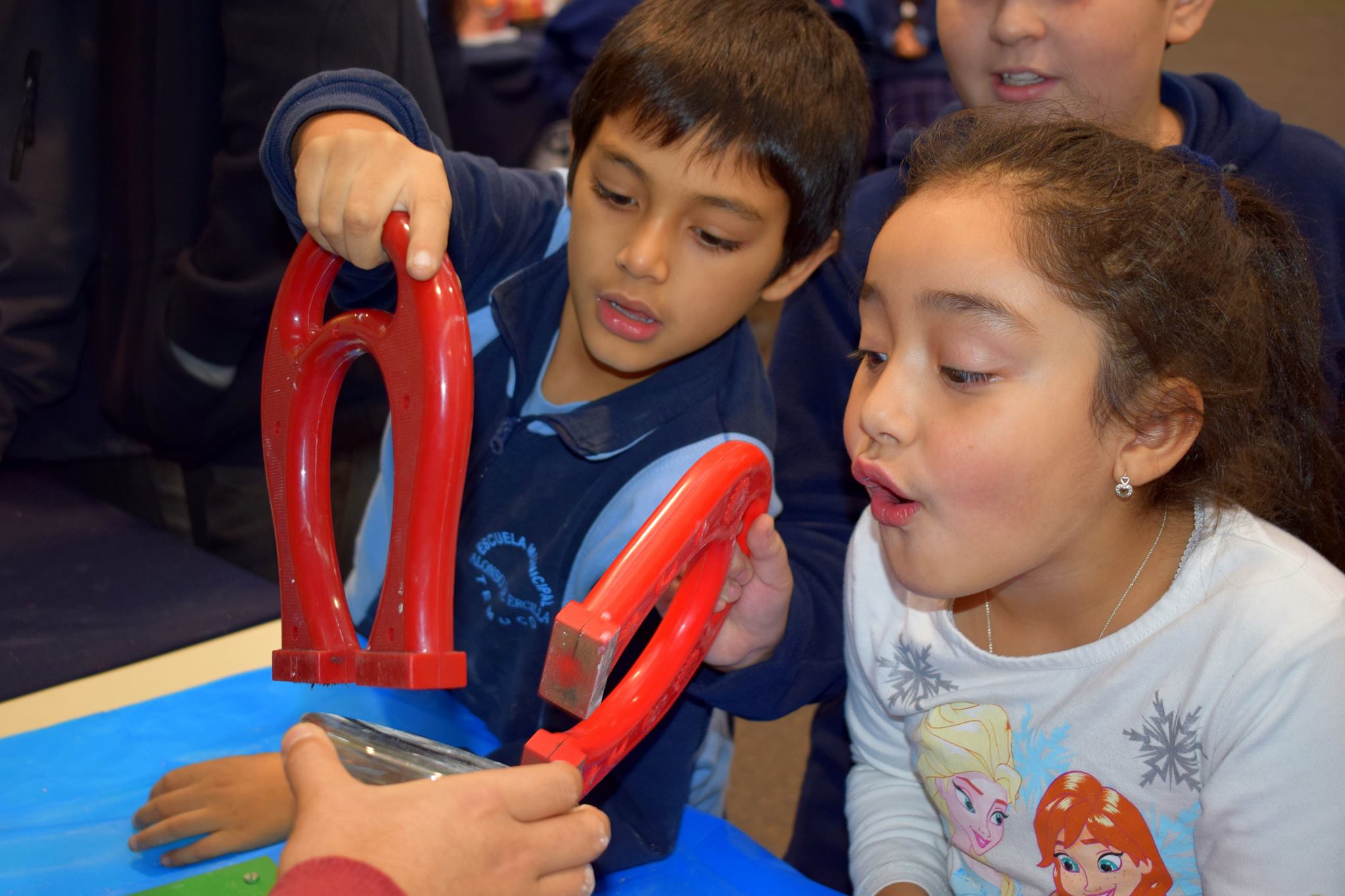 1000 Científicos 1000 Aulas sorprende a estudiantes de Temuco