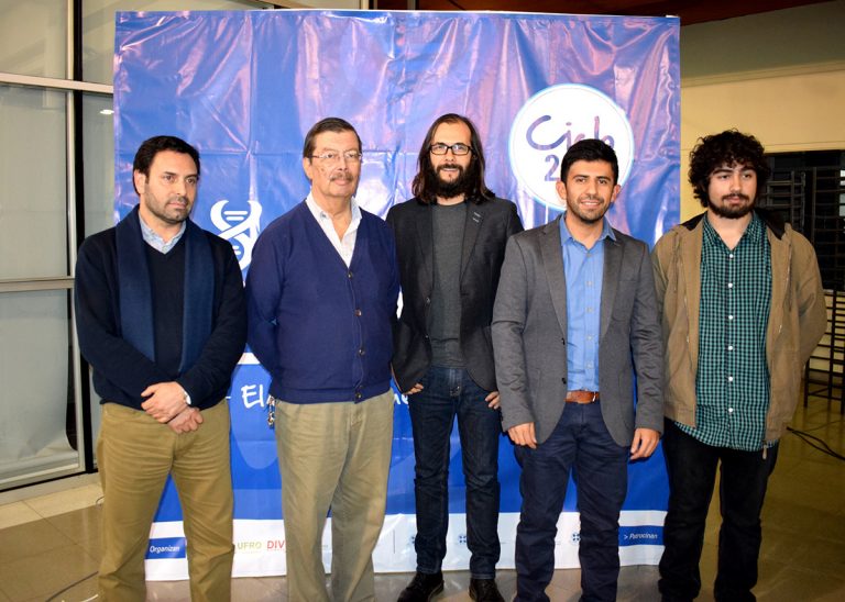 Más de 400 personas se reúnen en una nueva versión del Café Científico UFRO 2017
