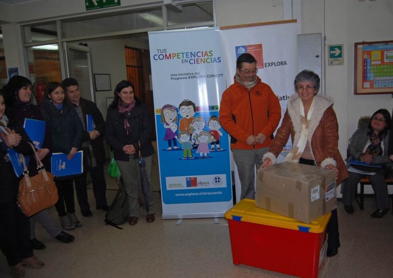 Facilitadores TCC reciben kits para efectuar talleres