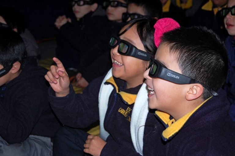 Concluyó exitoso ciclo de cine 3D ChileMitos que maravilló a niños de toda la región