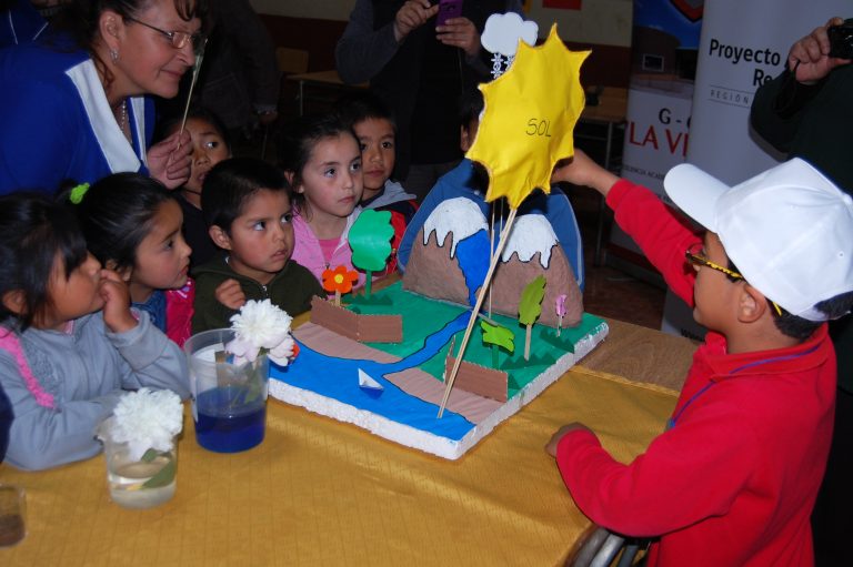 Niños y niñas de Malleco mostrarán su talento científico en 2° Feria de Ciencia y Tecnología