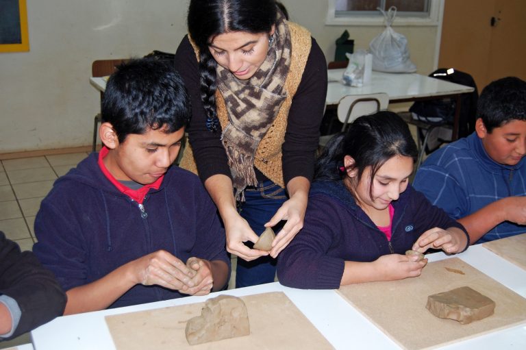 Un acercamiento al mundo de la alfarería vivieron estudiantes de la Escuela Quetroco de Freire