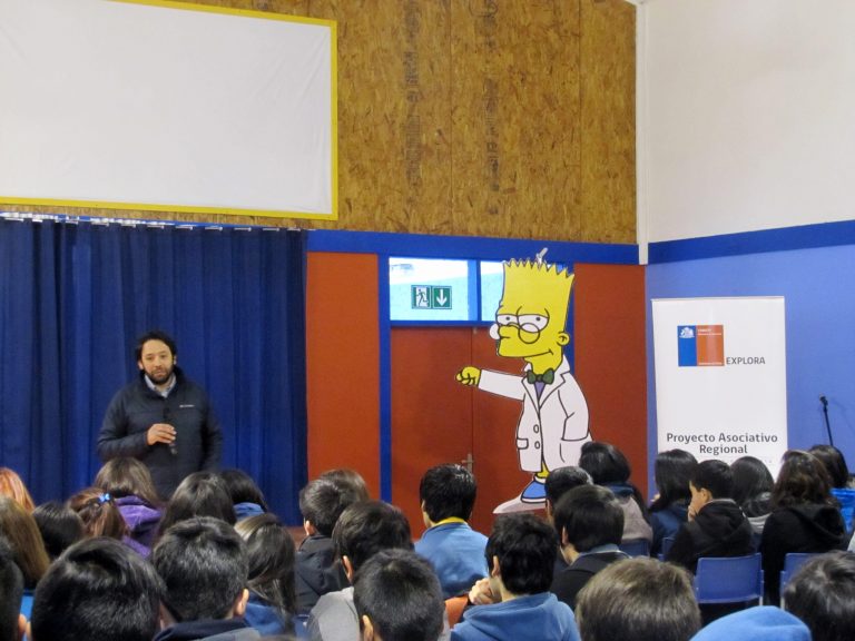 Criopreservación de células y su rol mitocondrial fue tema central de charla dictada por EXPLORA ARAUCANÍA en liceo de Pitrufquén