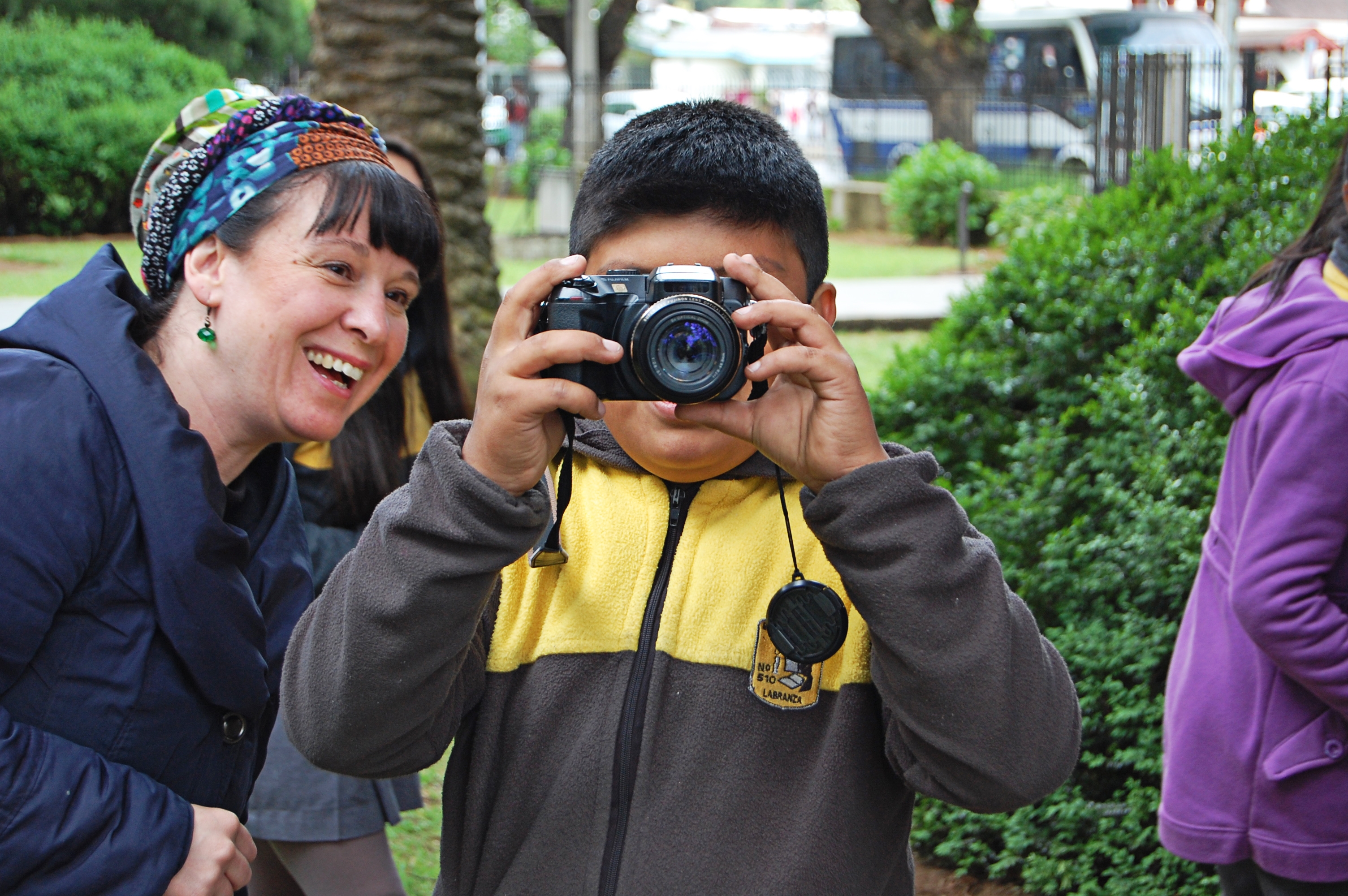 Escolares conocen nuevos aspectos de la fotografía desde una mirada científica y etnográfica