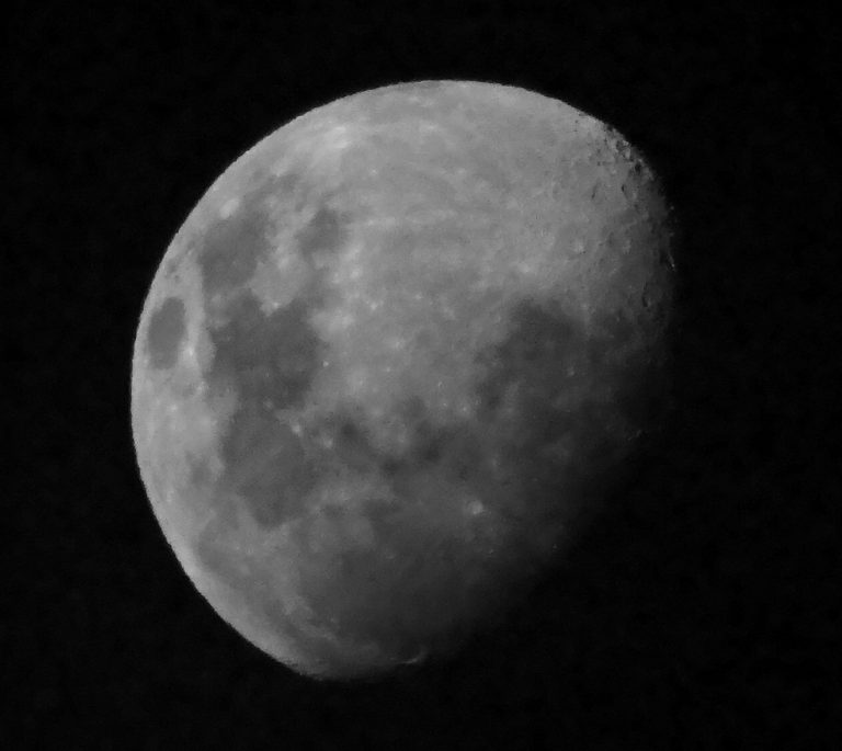 Comentario de actualidad científica: Buscando voces en el espacio profundo