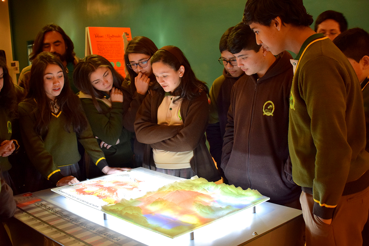 “Araucanía: Conviviendo con Volcanes” sorprendió a grandes y pequeños de La Araucanía