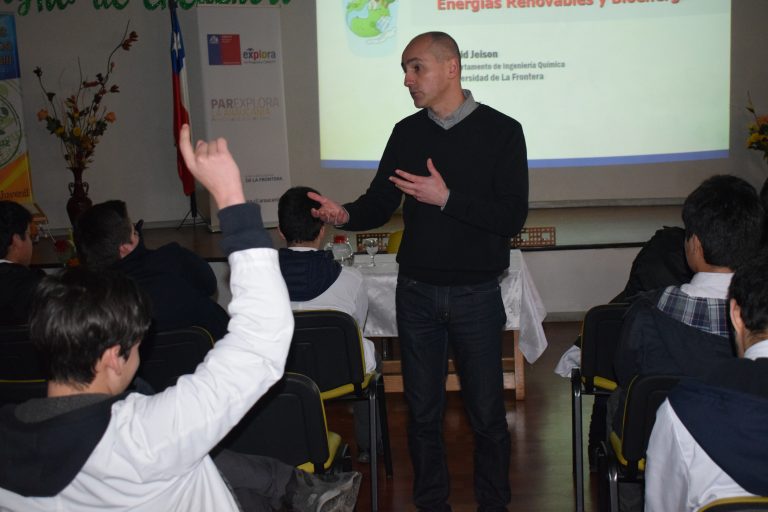 Escolares de La Araucanía siguen aprendiendo sobre el mundo de la ciencia