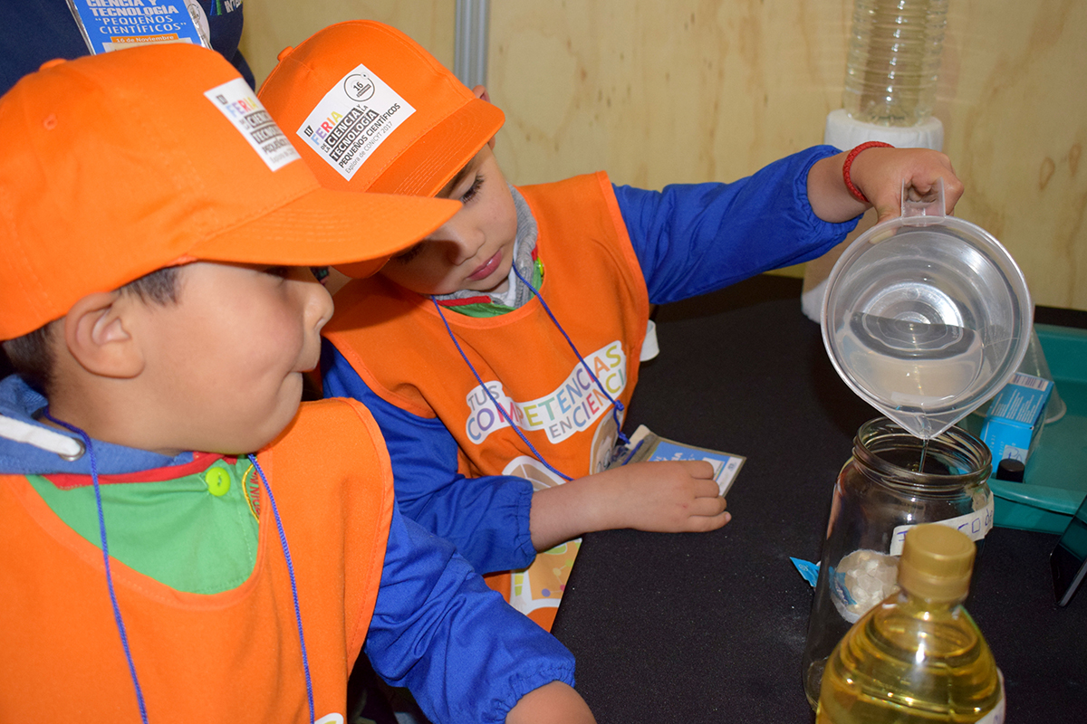 Con éxito se realizó la II Feria de la Ciencia y la Tecnología “Pequeños Científicos”