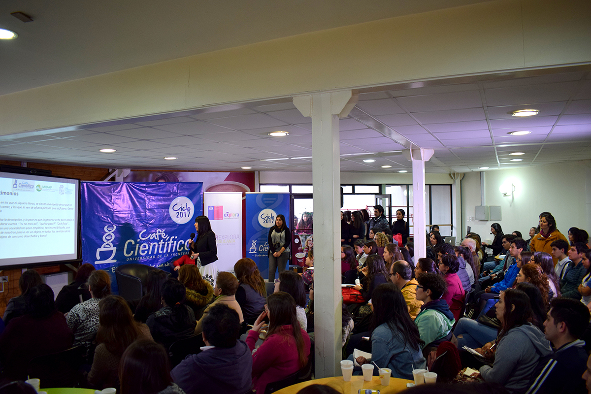 Más de 200 personas participaron del 5to Café Científico UFRO