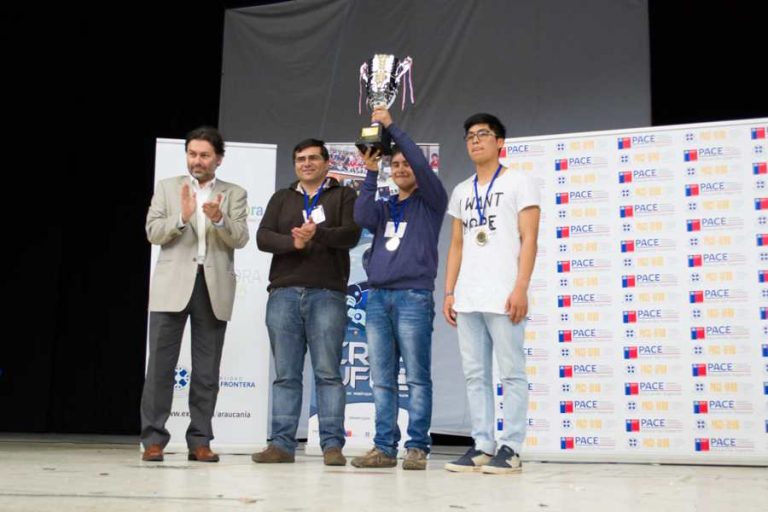 Liceo Politécnico Andrés Bello de Loncoche obtuvo primer lugar en Torneo de Robótica Educativa