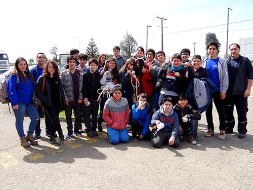Estudiantes del taller de robótica visitan Centro Industrial de Rosen