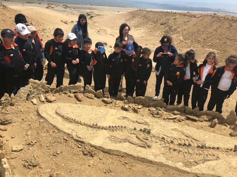 Estudiantes de escuela Bruno Zavala visitaron Caldera en actividad de laboratorios y museos abiertos Explora 