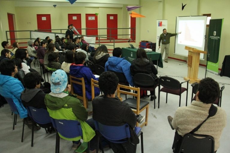 Exitoso seminario sobre calidad del aire para estudiantes de educación superior