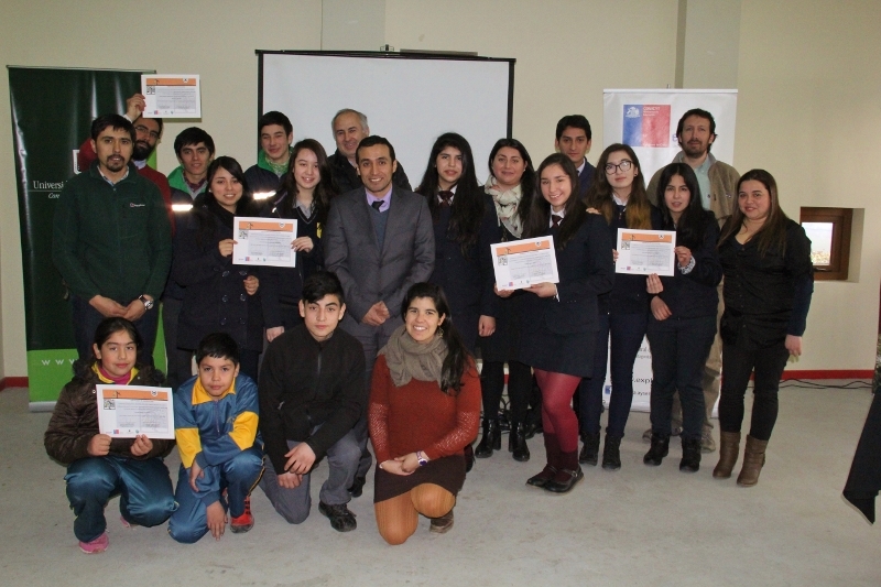 PAR Explora Aysén entregó fondos para Clubes de Apoyo a la Investigación Científica Escolar.