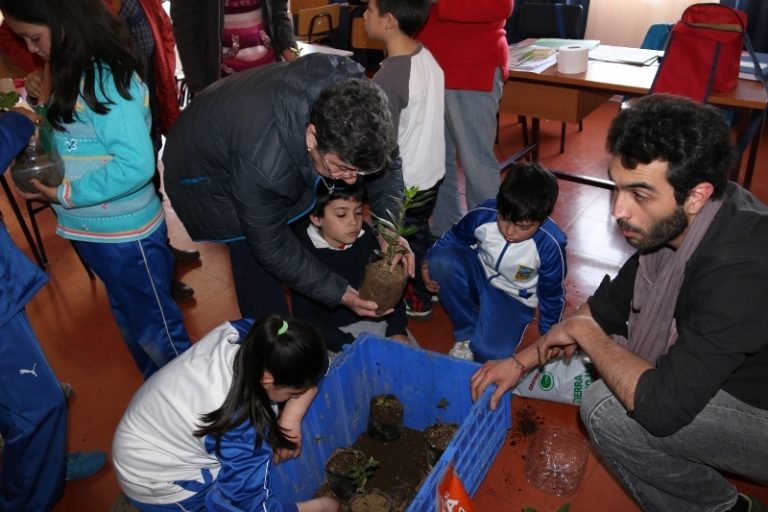 Estudiantes de la región de Aysén participan de actividades educativas sobre ciencias y medio ambiente