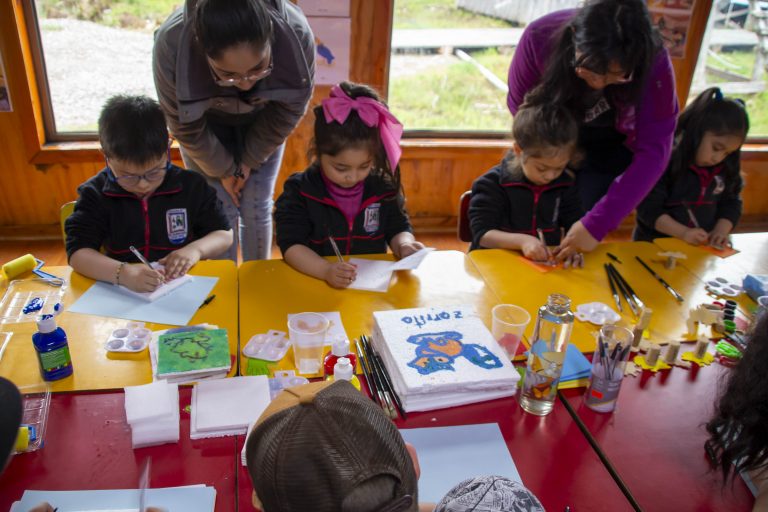 Proyecto Explora Aysén viaja hasta Villa O’Higgins para fortalecer la ciencia escolar desde el sur austral