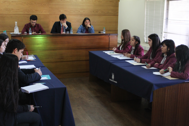 Terminan las jornadas de litigios para definir a los seleccionados de la semifinal del 4to Interescolar de Debates