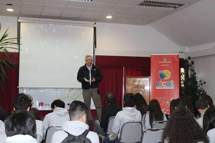 Mario Hamuy, un verdadero “Maestro De La Ciencia” inaugura el Campamento Científico Explora ChileVa! Tomé 2016