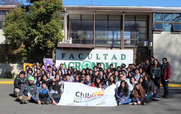 Visita Al Campus Chillán De La UdeC Y Conversaciones Con Científicos Marcan El Tercer Día De Campamento Chile Va!