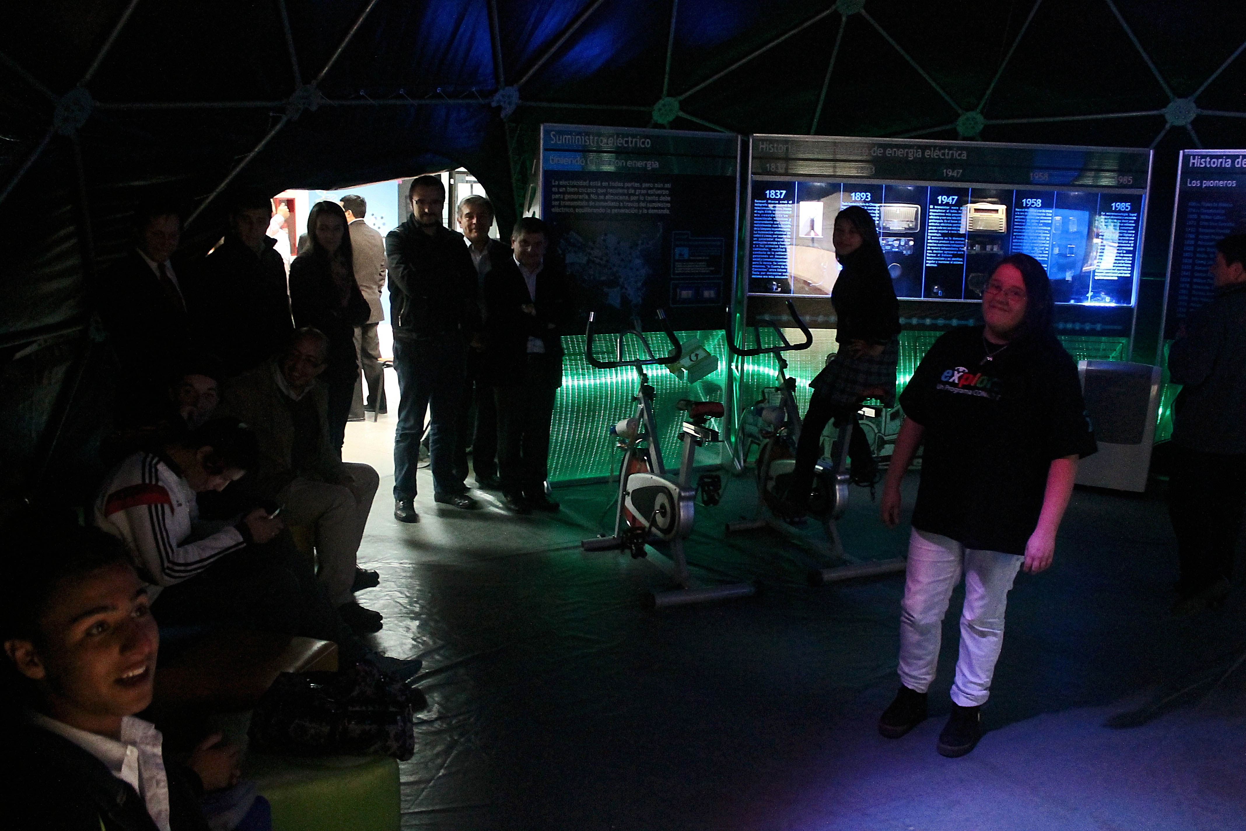 “El Mágico Viaje de la Electricidad” arribó en la UDLA, sede Concepción