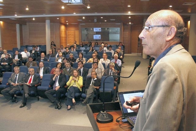 UdeC presentó nuevos Proyectos Fondecyt