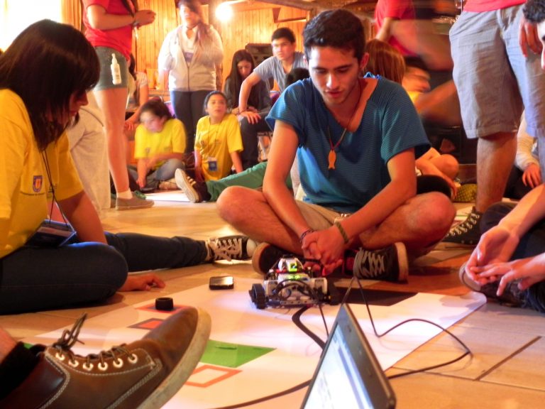 Jóvenes dan vida al segundo campamento Chile Va!