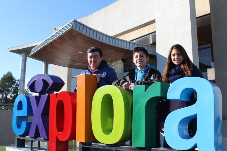 Ganadores del Congreso Nacional de Ciencia y Tecnología de Explora están en Concepción disfrutando una Pasantía Escolar