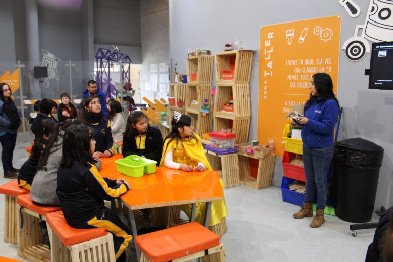 ¡Hoy celebramos el Día de la Educación Pública!