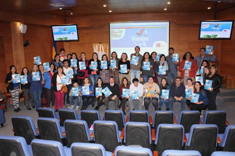 La Semana de la Ciencia y el Álbum de la Biomimética marcaron la reunión de la Red Territorial de Profesores de Concepción