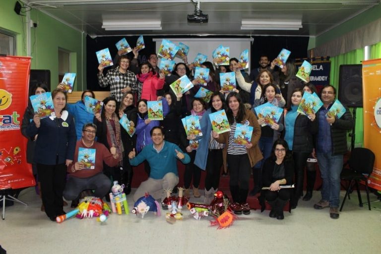 Profesores de la Provincia de Arauco se divirtieron aprendiendo sobre el océano