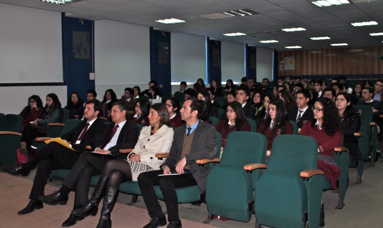 Comenzó El "3er Interescolar De Debates Derecho UdeC Y PAR EXPLORA Biobío"