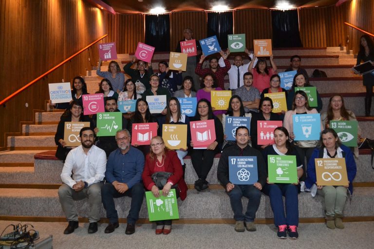 Profesores de Coronel celebraron Día Mundial del Agua con un taller en torno a los ODS