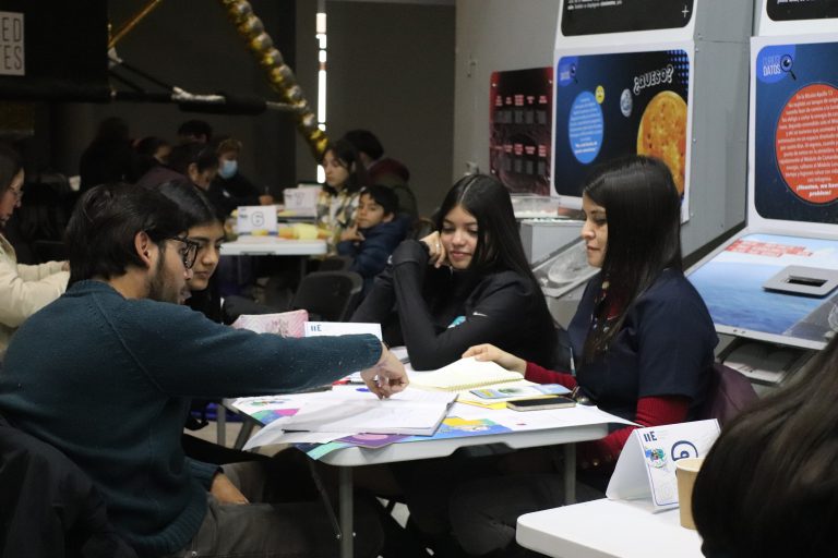 Más de 100 estudiantes de toda la región se reunieron para investigar e innovar con Explora Biobío