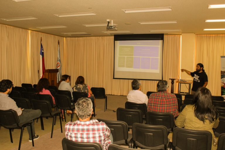 Docentes de la región se reunieron para conversar y analizar el estado de las ciencias en la zona