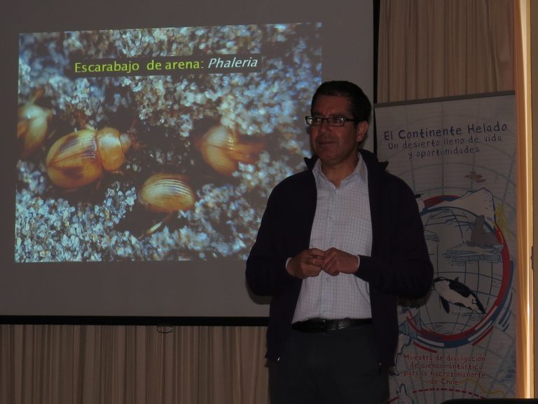 PAR EXPLORA Coquimbo de la UCN participó activamente II Encuentro de Ciencia Escolar Antártica