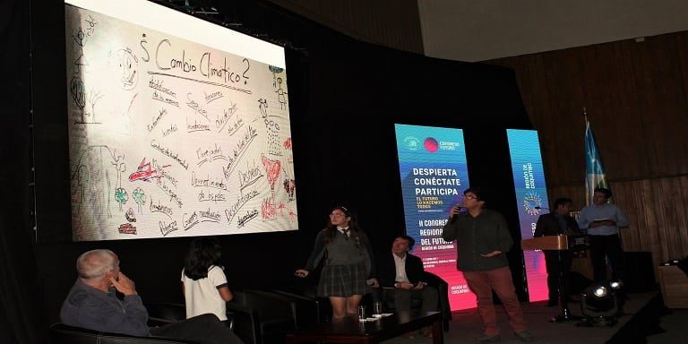 “Panel de los Niños” se lleva los aplausos en II Congreso Regional del Futuro en la región de Coquimbo