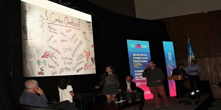 “Panel de los Niños” se lleva los aplausos en II Congreso Regional del Futuro en la región de Coquimbo