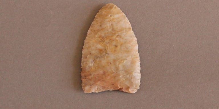 Conoce la pieza destacada del mes del Museo del Limarí: Puntas de proyectil del Complejo Huentelauquén