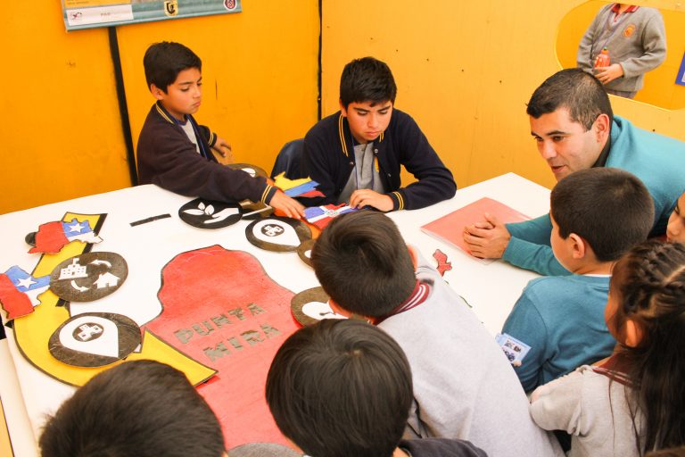 Extienden la postulación a inscribirse en las Academias de Ciencias Sociales