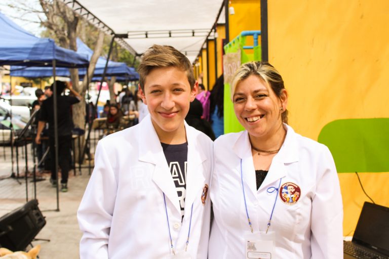 Profesora Karla Serin: “Las investigaciones científicas escolares son experiencias enriquecedoras”