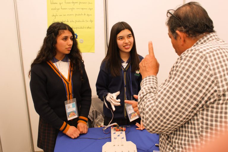 Reportaje: La huella que deja la investigación científica en los niños y niñas de la región de Coquimbo